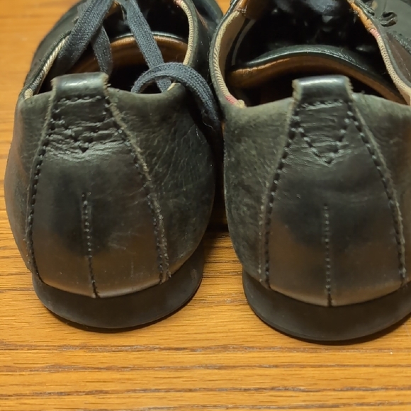 Burberry Vintage Black Leather Samba Style Sneakers - Picture 9 of 12